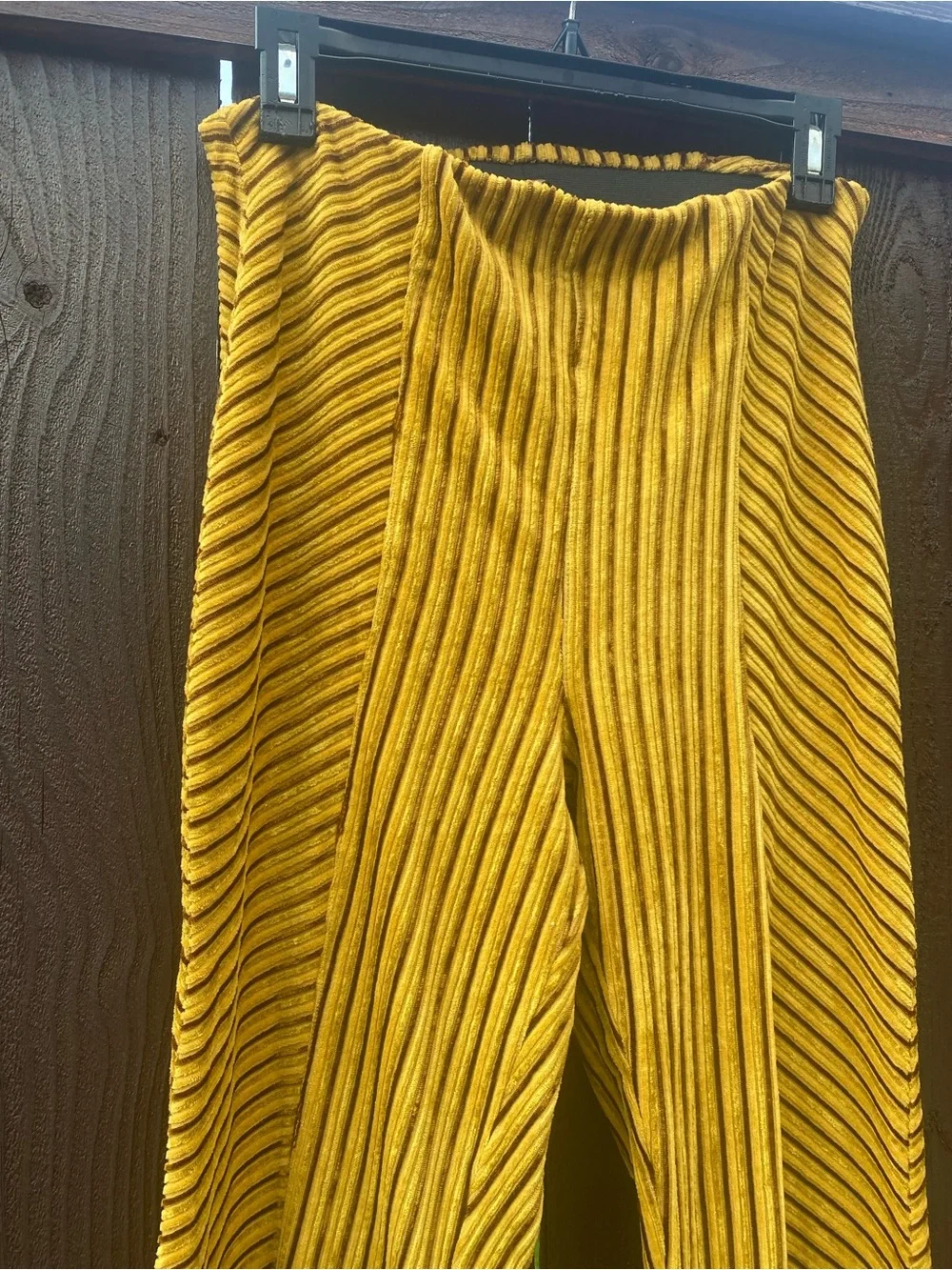 Free People Penny Pull-On Velvet Flared Pants Gold Ribbed Boho Retro Size M - Picture 6 of 13